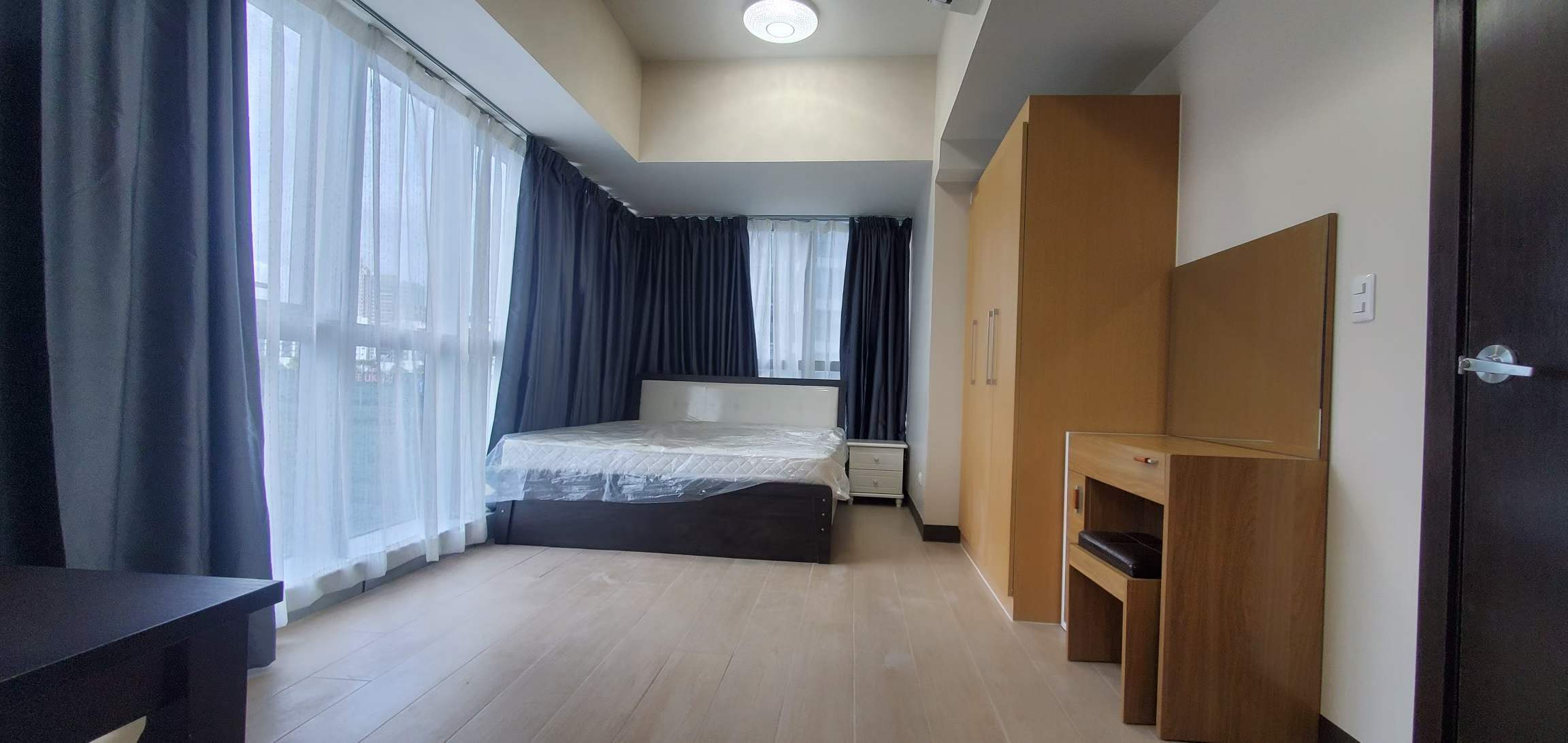 BGC uptown parksuites一手出租