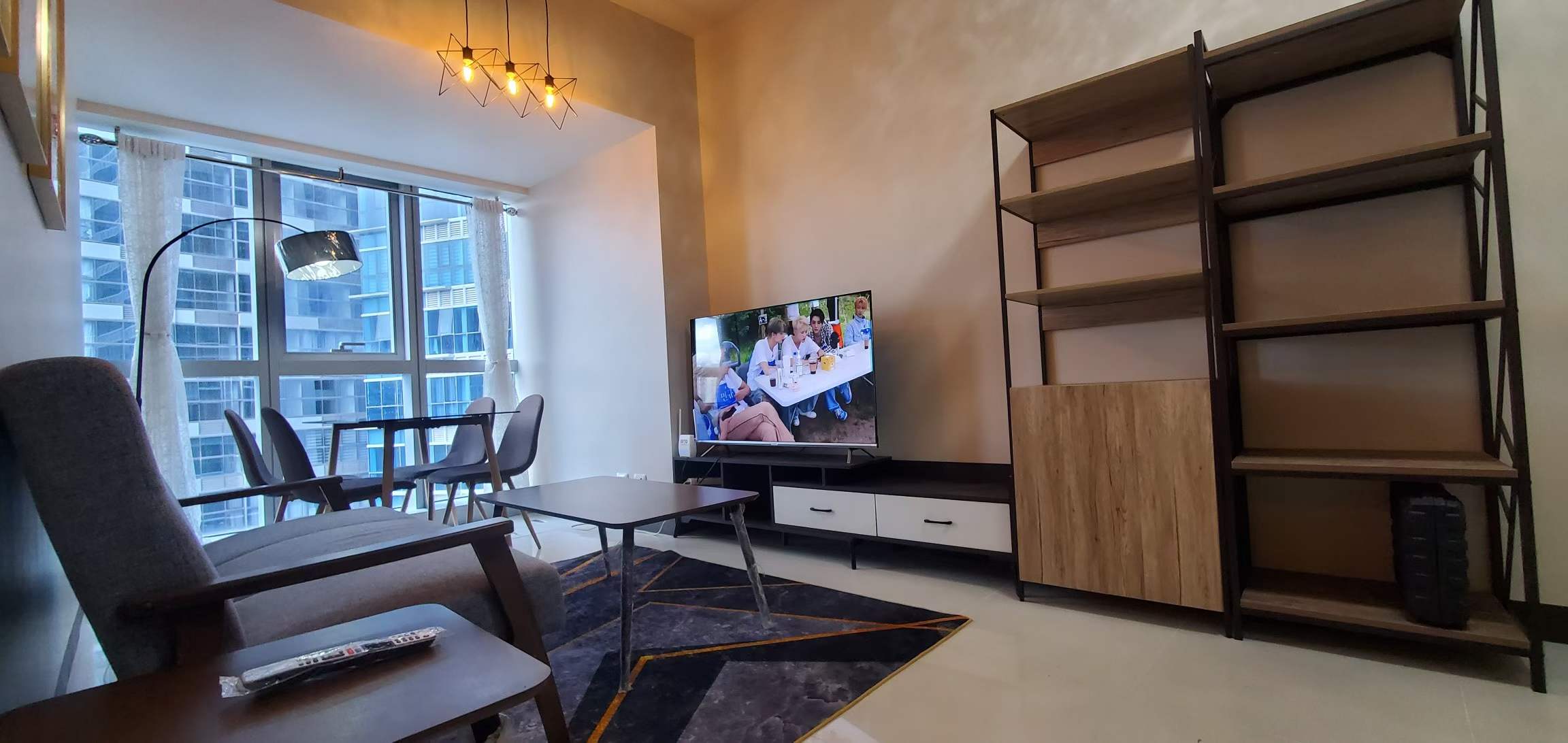 BGC uptown parksuites一手出租