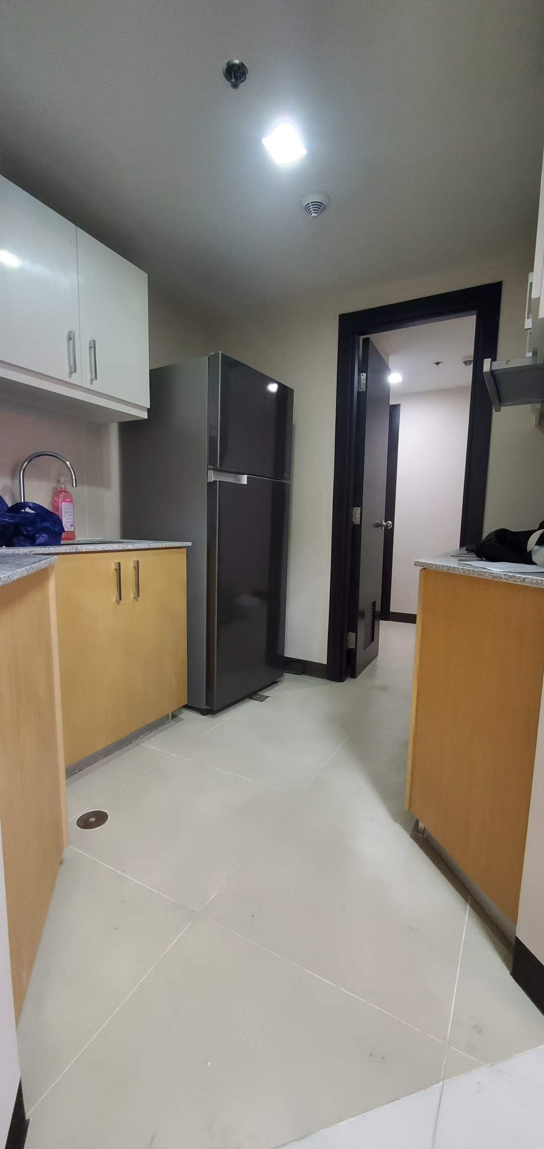 BGC uptown parksuites一手出租
