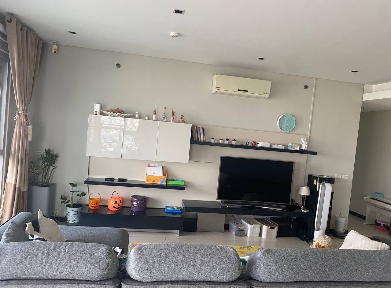 One Serendra  east tower 3室一手出租