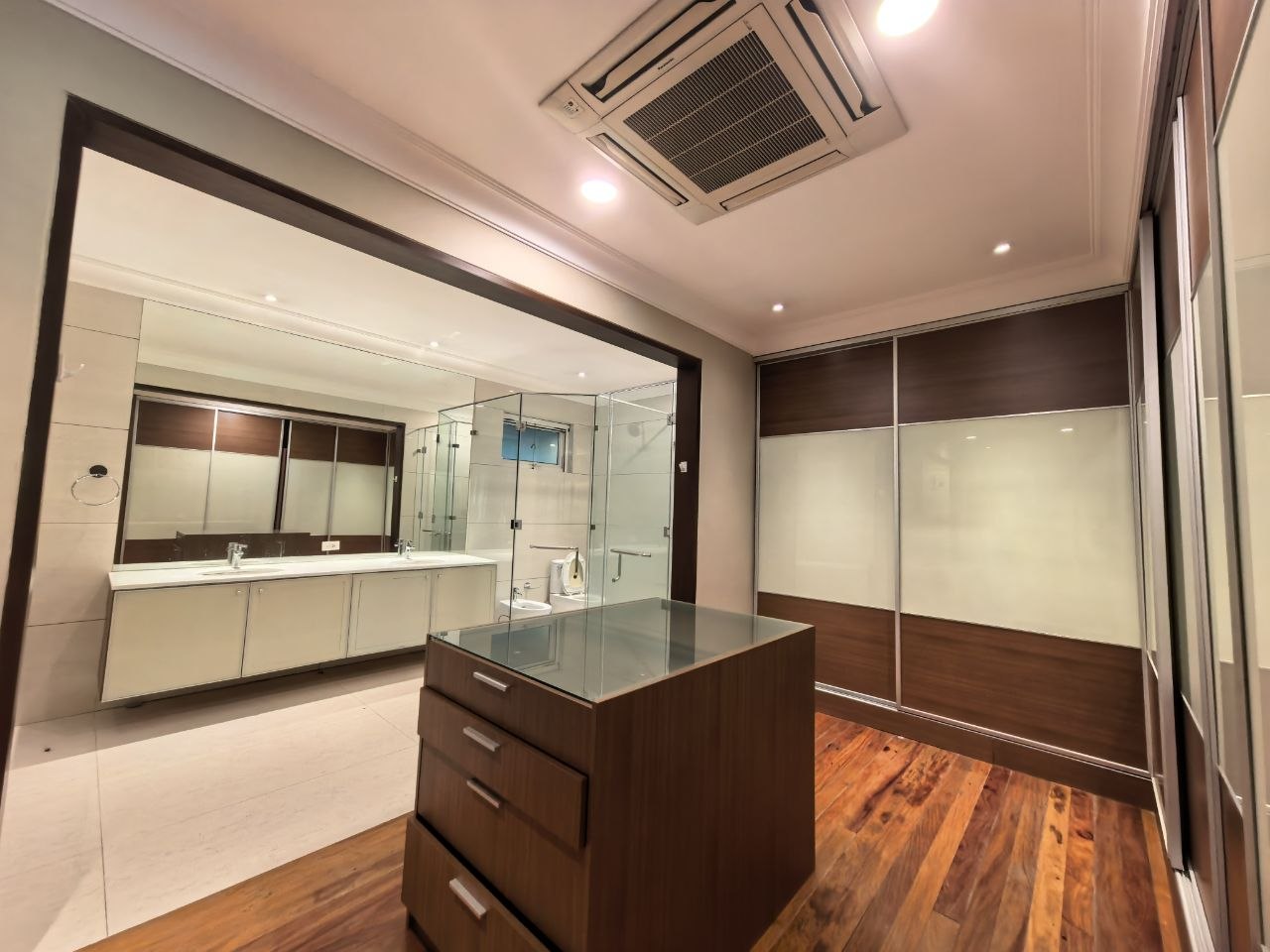 Makati Dasmarinas 别墅出租