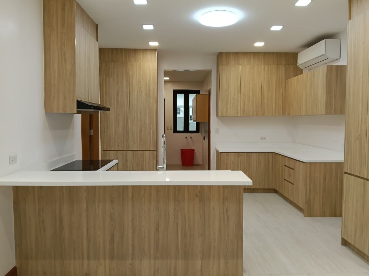 Makati-Bel-Air Villas for Rent 别墅出租 
