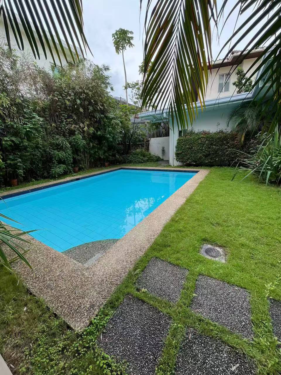 Makati-Bel-Air Villas for Rent 别墅出租 